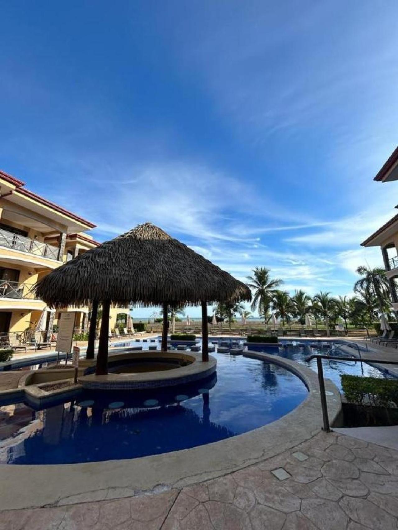 Apartamento De Lujo Las 3 Gotas Jaco, Frente Al Mar Con Vista A La Playa Buitenkant foto