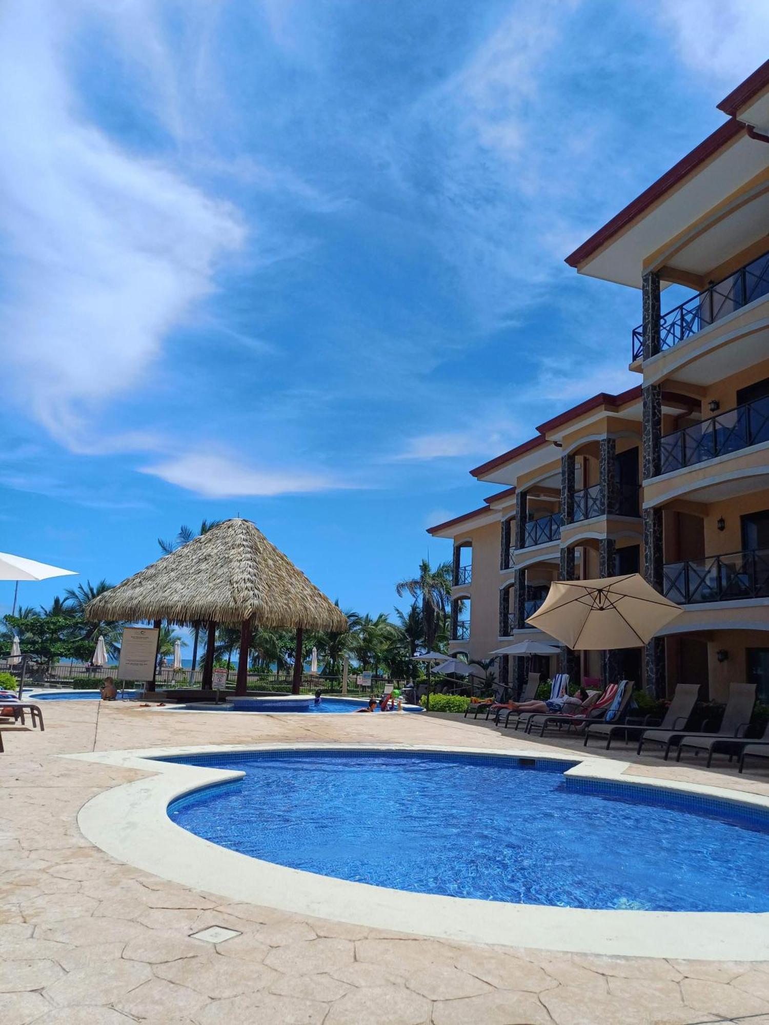 Apartamento De Lujo Las 3 Gotas Jaco, Frente Al Mar Con Vista A La Playa Buitenkant foto